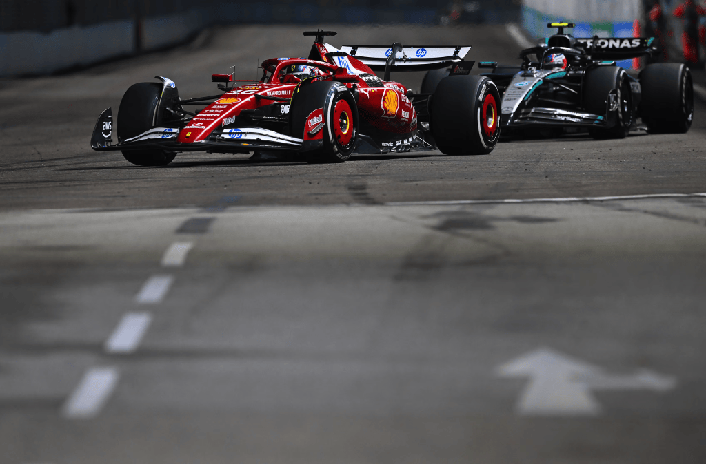 Kimi Antonelli ha lasciato Marina Bay con sensazioni contrastanti: da un lato la soddisfazione per il rendimento della squadra che ha portato George Russell alla vittoria, dall’altro il rammarico personale per un risultato che, secondo lui, non sfrutta tutto il potenziale mostrato.