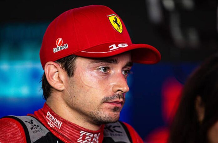 Ferrari a Singapore tra crisi di prestazioni e problemi ai freni: Leo Turrini denuncia l’assenza di svolta mentre McLaren e Mercedes dominano.