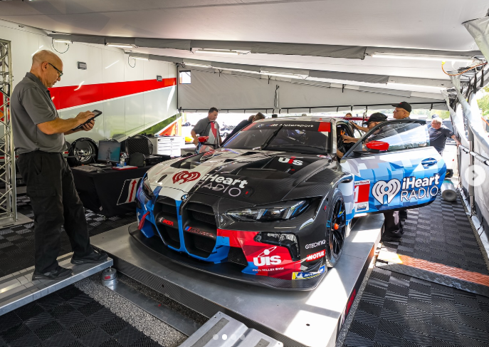 Le Prove Libere 1 della Motul Petit Le Mans 2025 hanno visto Cadillac iniziare il weekend con il piede giusto: la #31 di Whelen Engineering guidata da Aitken, Bamber e Vesti ha chiuso al comando con il miglior tempo di 1’11″260, confermandosi come riferimento sul tecnico tracciato di Road Atlanta. imsa