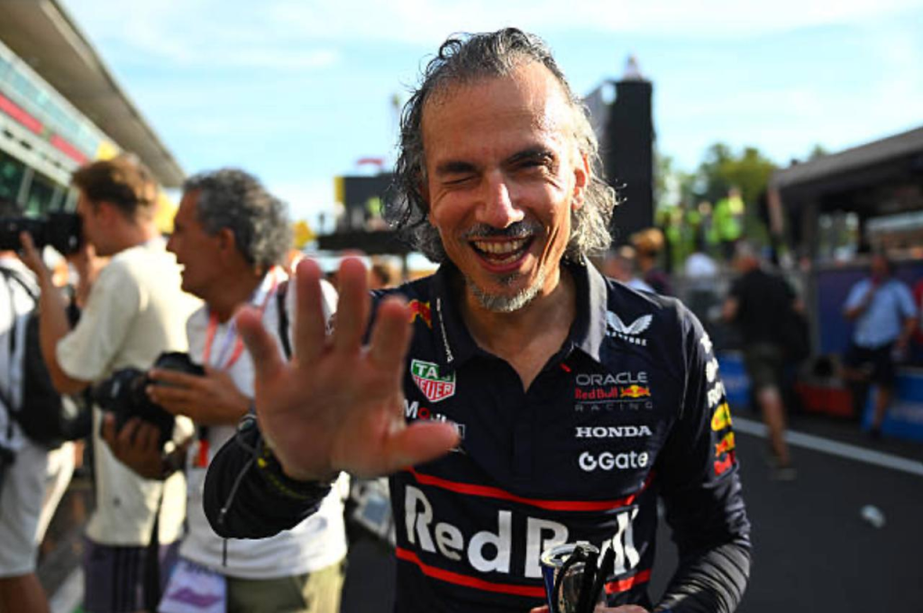 Laurent Mekies riporta il sereno in Red Bull dopo mesi di speculazioni e addii ed ora il mondiale sembra aperto: l'analisi di Jos Verstappen.