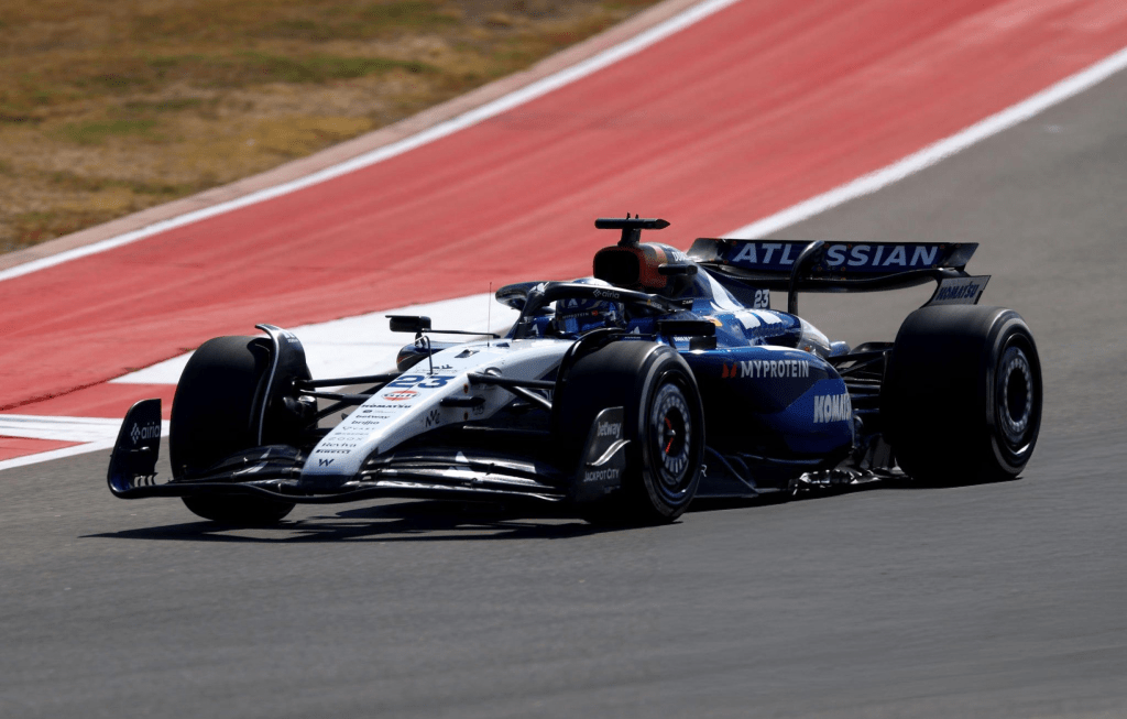 Super Max Verstappen conquista la pole position del GP degli USA di F1: battuti Lando Norris e (a sorpresa) Charles Leclerc. Male piastri, solo 6° e dietro anche ad Hamilton