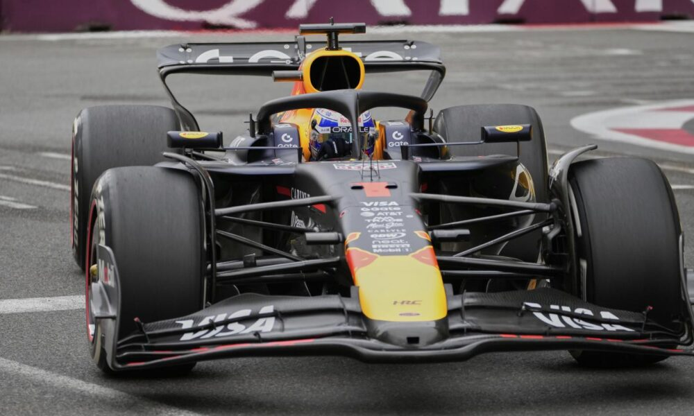 Max Verstappen lascia il primo giorno di prove libere del Gran Premio di Singapore con sensazioni incoraggianti. Il pilota Red Bull, reduce da due vittorie consecutive, ha sottolineato come il weekend sia iniziato sulla stessa linea positiva delle ultime gare.
