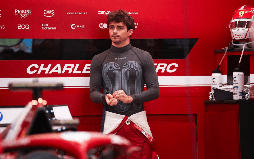 La furia di Leclerc Ferrari in radio: pugni sul volante e nervosismo: "Non so più  cosa dire"