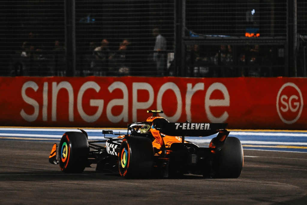 Al termine delle qualifiche del GP di Singapore un Norris molto abbattuto dalla sua prestazione ha parlato sia di sensazioni negative alla guida della sua McLaren sia dei passi in avanti fatti dai rivali nelle ultime gare.
