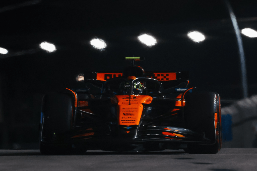 Al termine delle qualifiche del GP di Singapore un Norris molto abbattuto dalla sua prestazione ha parlato sia di sensazioni negative alla guida della sua McLaren sia dei passi in avanti fatti dai rivali nelle ultime gare.