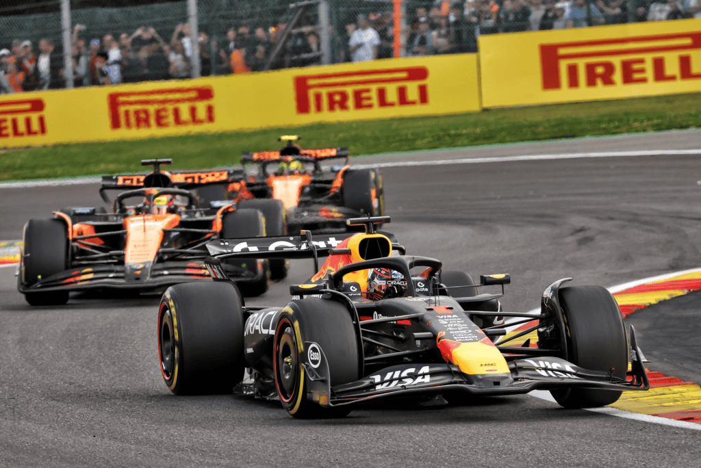 Al termine delle qualifiche del GP di Singapore un Norris molto abbattuto dalla sua prestazione ha parlato sia di sensazioni negative alla guida della sua McLaren sia dei passi in avanti fatti dai rivali nelle ultime gare.
