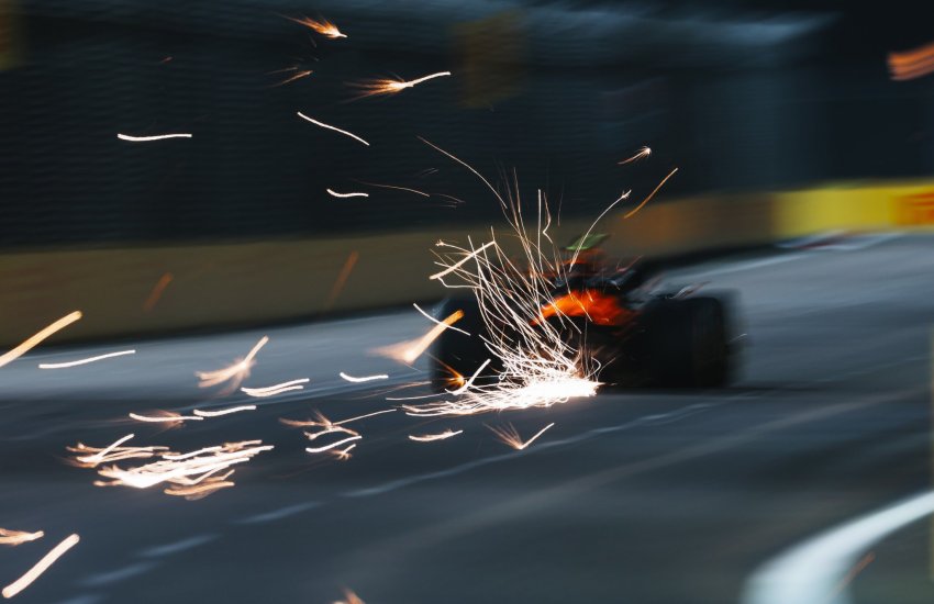 Il ritorno di Lando Norris a Singapore non è iniziato nel migliore dei modi.