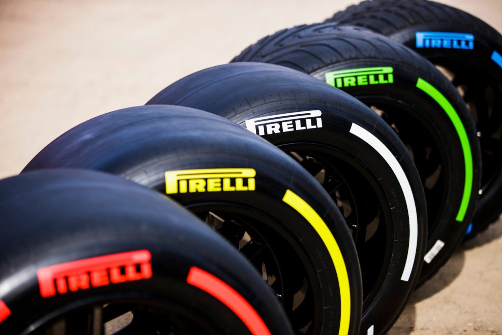 L’elemento più decisivo in quasi tutti i weekend dell’ultimo anno è diventato uno solo: le gomme Pirelli.