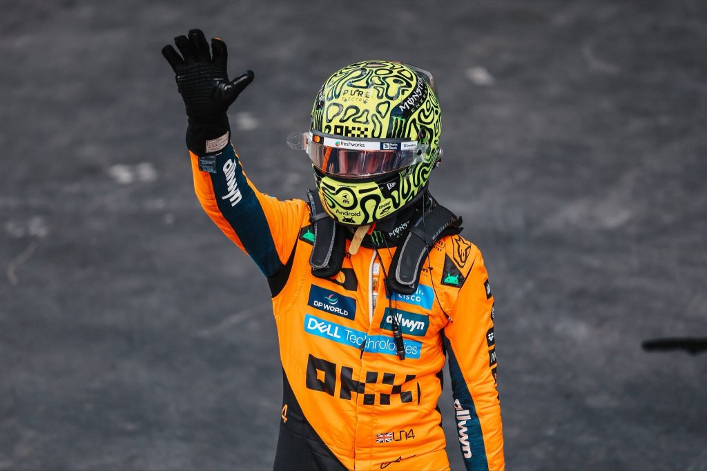 Norris parte davanti ma la gara si preannuncia imprevedibile. La chiave delle strategie sarà la gestione delle gomme e il tempismo dei pit stop, mentre Verstappen cerca la rimonta...