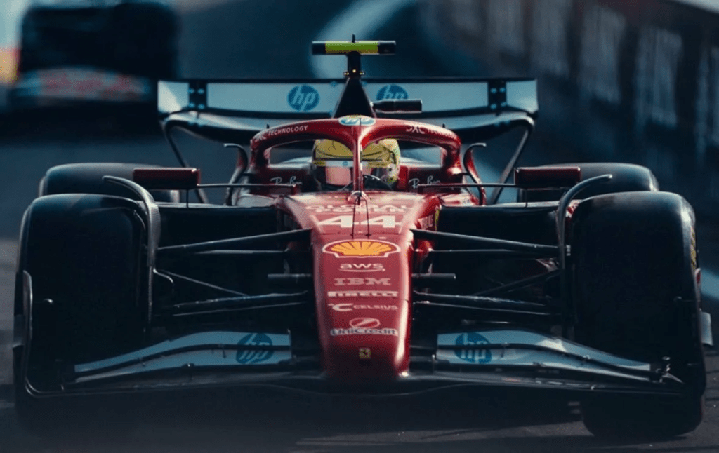 Un sabato difficile per Lewis Hamilton a Interlagos, dove il pilota della Ferrari ha dovuto fare i conti con una monoposto instabile e problemi di grip che lo hanno relegato al tredicesimo posto in griglia.