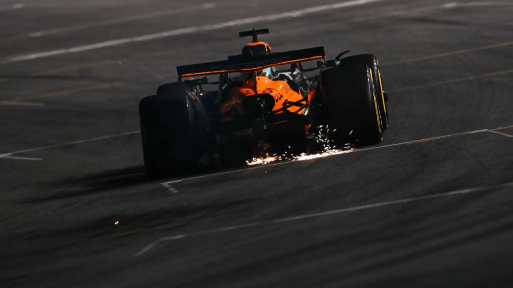 Nonostante l'ombra di Verstappen si faccia sempre più incombente, il trattamento dei piloti Mclaren sarà sempre paritario. Si rivelerà essere una scelta giusta?