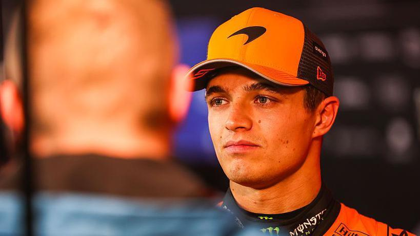 Norris difende la McLaren: "Non si può fare sempre la scelta giusta"