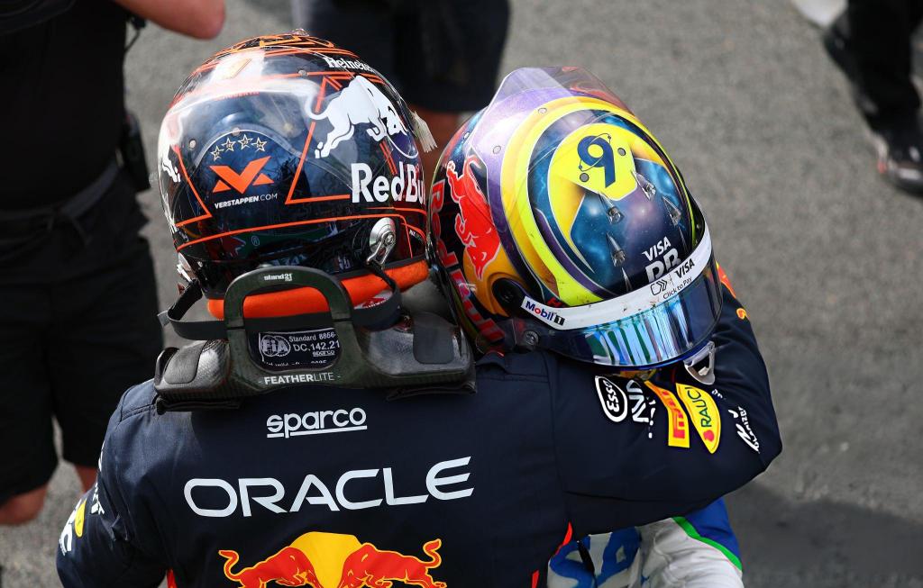 Con le ultime ufficialità è ora completo il quadro generale della prossima stagione di F1: andiamo a vedere insieme chi sono i 22 piloti che comporranno gli 11 team del 2026
