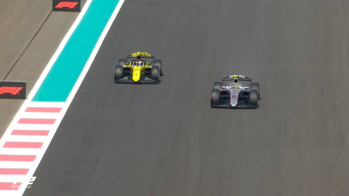 F2