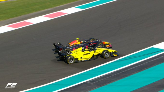 F2