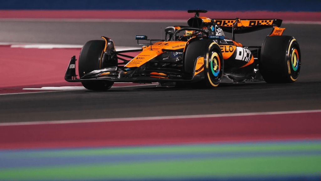 McLaren spreca, Verstappen ringrazia: il Qatar accende la sfida mondiale