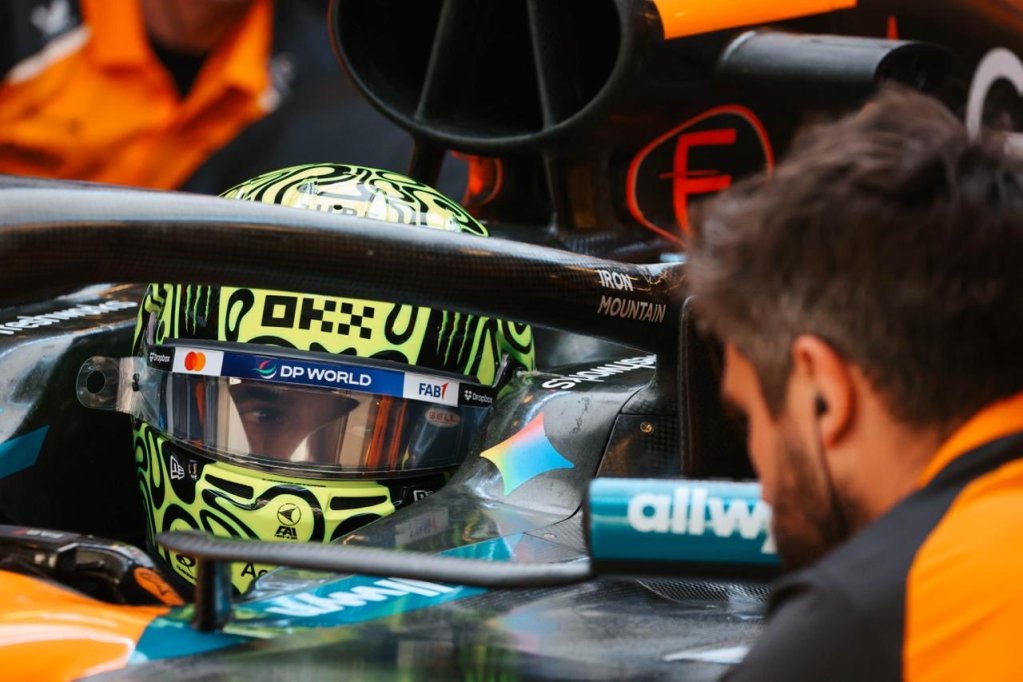 Segui la diretta testuale delle FP2 del GP d'Abu Dhabi. Appuntamento alle 14:00.