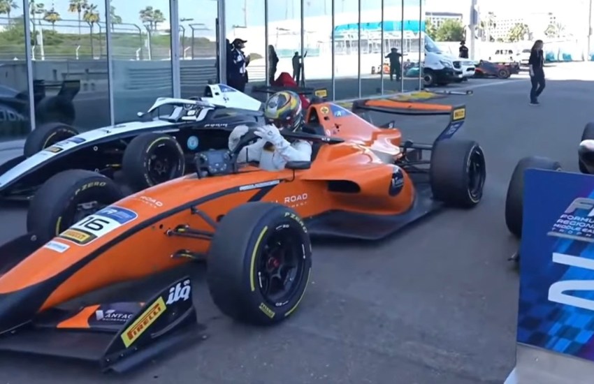 Screenshot 20260118 095629 YouTube