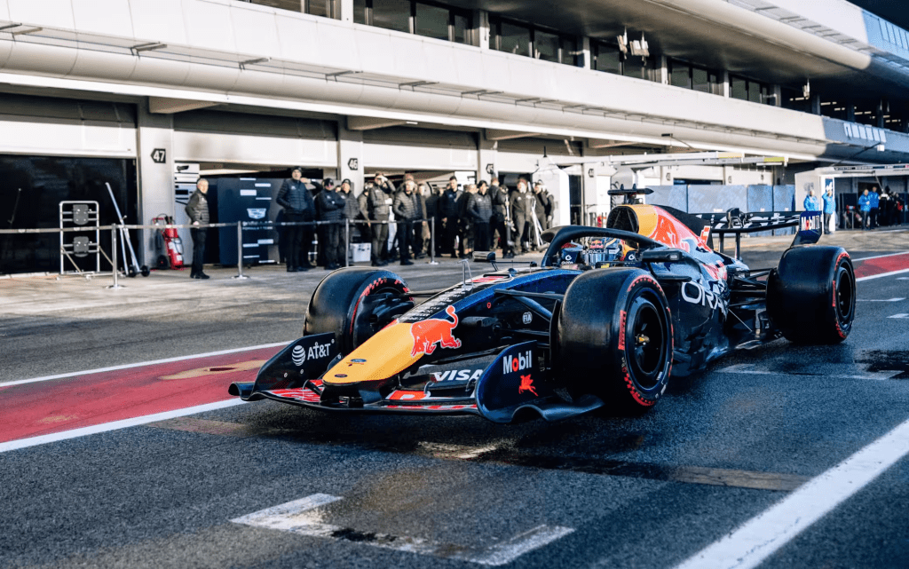 I test di Barcellona entrano nel vivo con il Day-3, atteso soprattutto per il debutto in pista della McLaren, pronta a iniziare il proprio programma di lavoro sulla monoposto 2026.