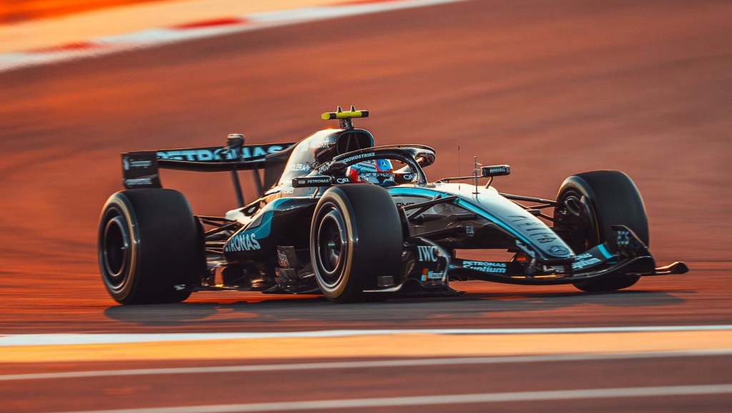 Secondo alcune indiscrezioni emerse dal paddock di Formula 1 Mercedes e Petronas potrebbero essere in lotta con il tempo per l'omologazione del nuovo carburante 2026.