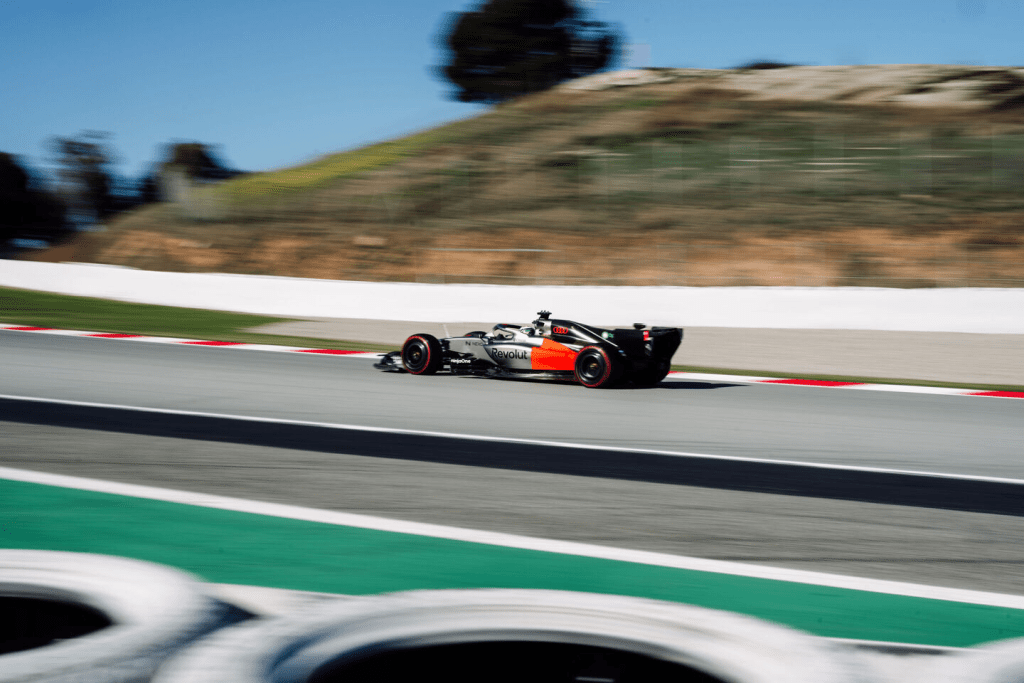 La Audi avvia il proprio percorso in Formula 1 con una settimana di shakedown intensa e ricca di indicazioni tecniche sul progetto 2026.