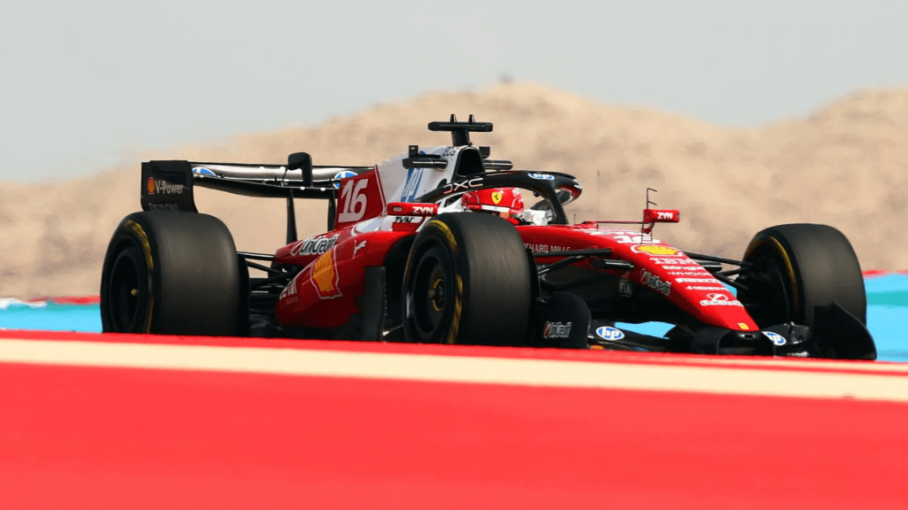 Test e incognite: vetture complesse, energia da gestire e sorpassi difficili. Leclerc sorride per l’affidabilità Ferrari, ma la concorrenza resta un rebus.