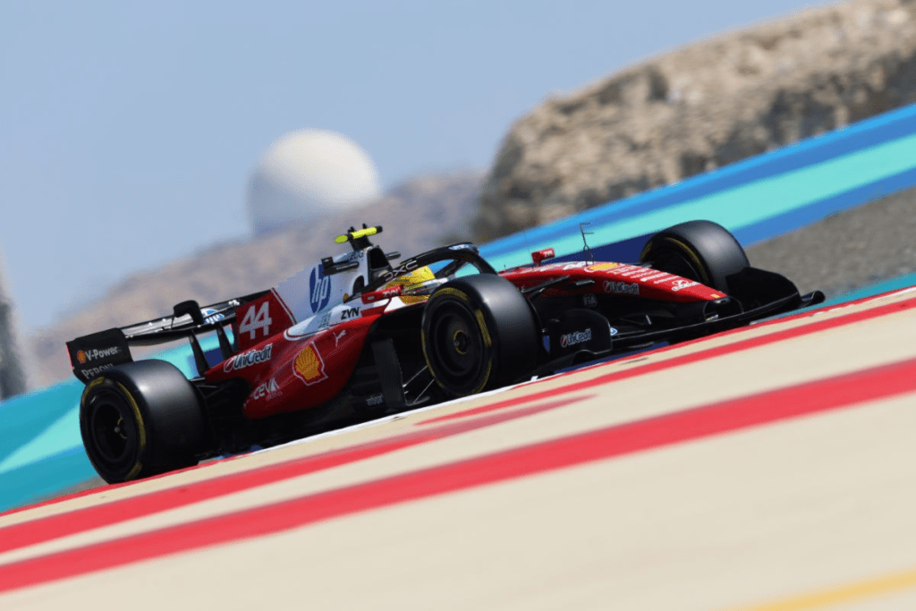 La SF-26 accende l’ottimismo di Hamilton in Bahrain.
