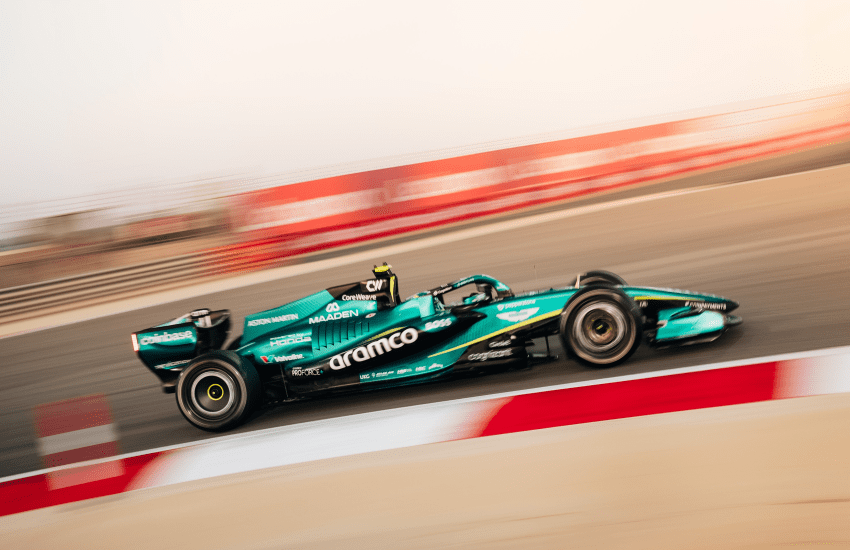 Inizio in salita per Aston Martin. Sotto accusa la power unit Honda, tra rotture e carenza di ricambi: la AMR26 sarebbe pronta a scendere in pista solo per il minimo indispensabile.