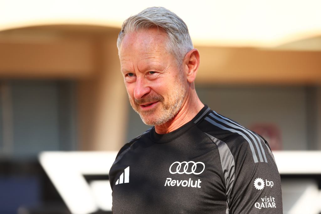 C'è un incredibile cambio al vertice in casa Aston Martin, Adrian Newey lascerà il ruolo di team principal per concentrarsi al suo ruolo tecnico all'interno del team, mentre Jonathan Wheatley lascia Audi dopo soli dieci mesi per contribuire al rilancio della scuderia di Lawrence Stroll.