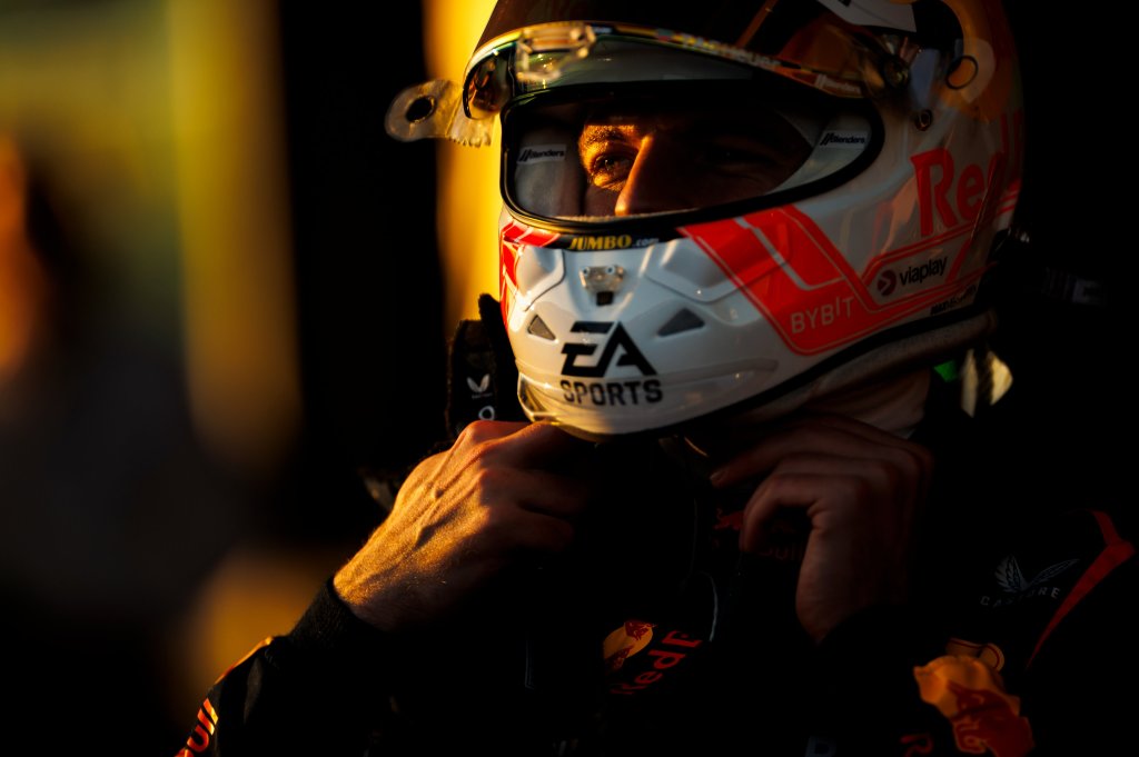 Verstappen commenta le nuove monoposto e le ambizioni Red Bull. Il campione olandese ha fiducia nel lavoro del team, ma serve più prestazione...