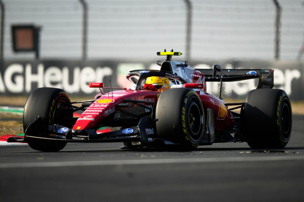 ferrari hamilton f1 cina