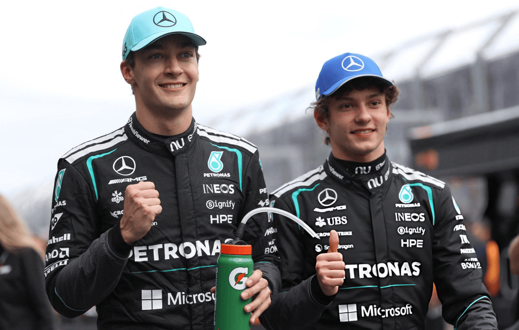 George Russell è il primo leader del Mondiale 2026 davanti al compagno di squadra Andrea Kimi Antonelli: vediamo insieme le classifiche di F1 dopo il round inaugurale di Melbourne, in Australia