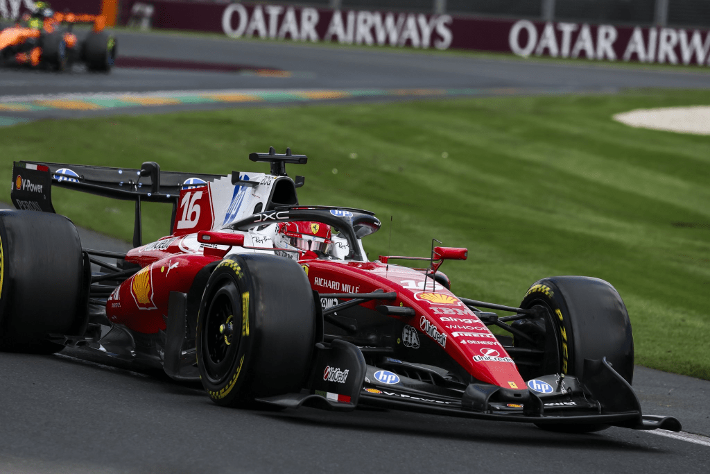 Frederic Vasseur ha affermato di essere soddisfatto di quanto si è visto in pista a Melbourne. La Ferrari ha lottato con la Mercedes nelle fasi iniziali di gara ed ha mantenuto un buon passo, ma lo svizzero non è convinto che con una strategia differente sarebbe potuto cambiare qualcosa.