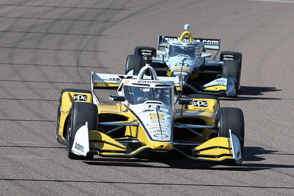 Sotto le luci di Phoenix Josef Newgarden conquista la vittoria nel secondo round IndyCar e ammette che il successo nasce soprattutto dal lavoro del team.