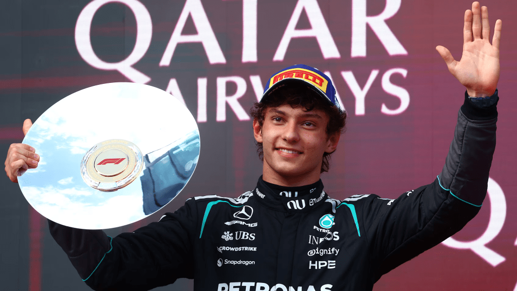 Kimi Antonelli non si considera assolutamente fuori dalla lotta per il titolo, che con una Mercedes così non è per nulla un'utopia. Il giovane italiano però è convinto che la squadra debba lavorare sul punto debole delle partenze.