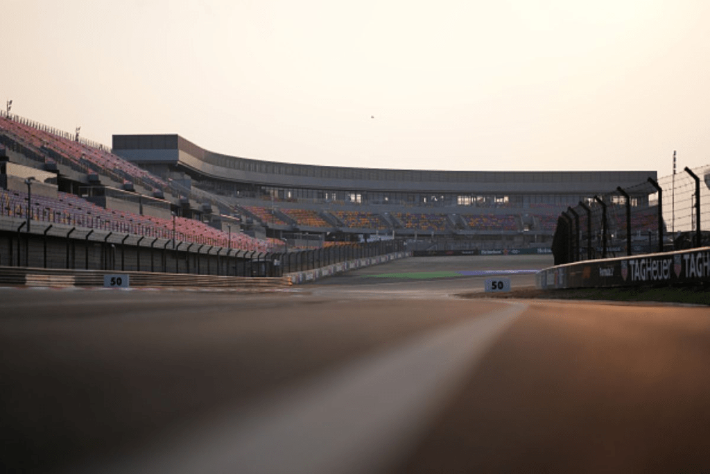 F1 | FP1 - GP Cina: Russell comanda, Leclerc quinto