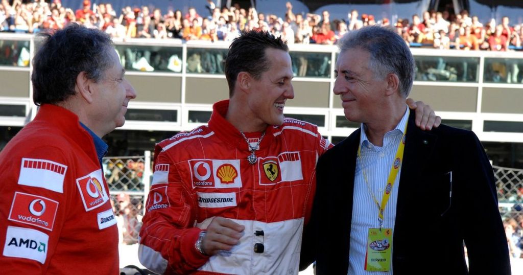 Piero Ferrari non nasconde l'ottimismo: le impressioni sulla SF-26 dopo i test sono molto positive e nel team si respira fiducia. Ora l'obiettivo è tornare a inseguire un Mondiale che a Maranello manca da quasi vent'anni.