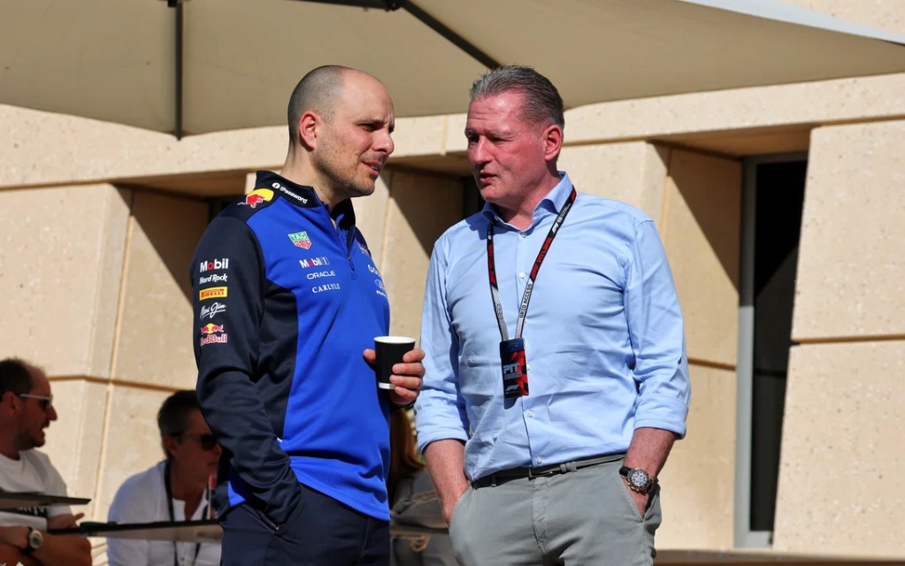 L’addio di Gianpiero Lambiase, storico ingegnere di pista di Max Verstappen, è stato approvato e incoraggiato da entrambi i Verstappen.