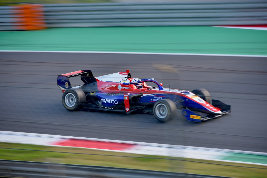 Matteo De Palo, secondo nel FREC lo scorso anno, in pista a Monza nel round conclusivo del 2025