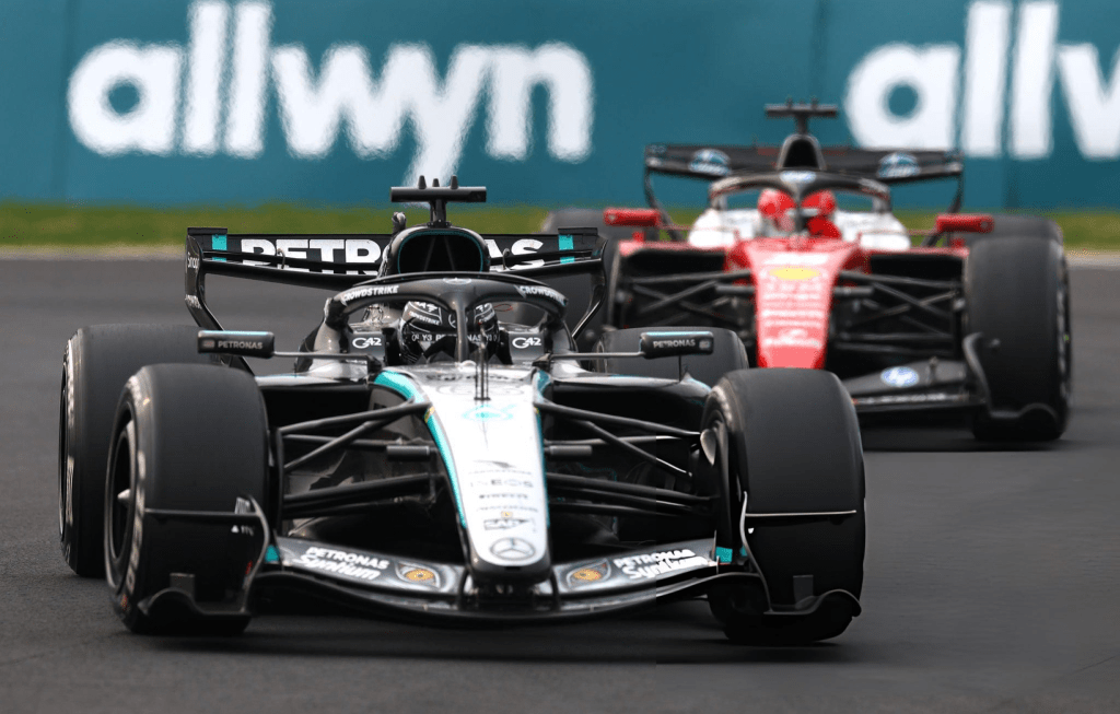 Il solito George Russell lamentoso in merito ai problemi della sua Mercedes in questo inizio di stagione di F1 del 2026 che, a suo dire, hanno favorito Andrea Kimi Antonelli