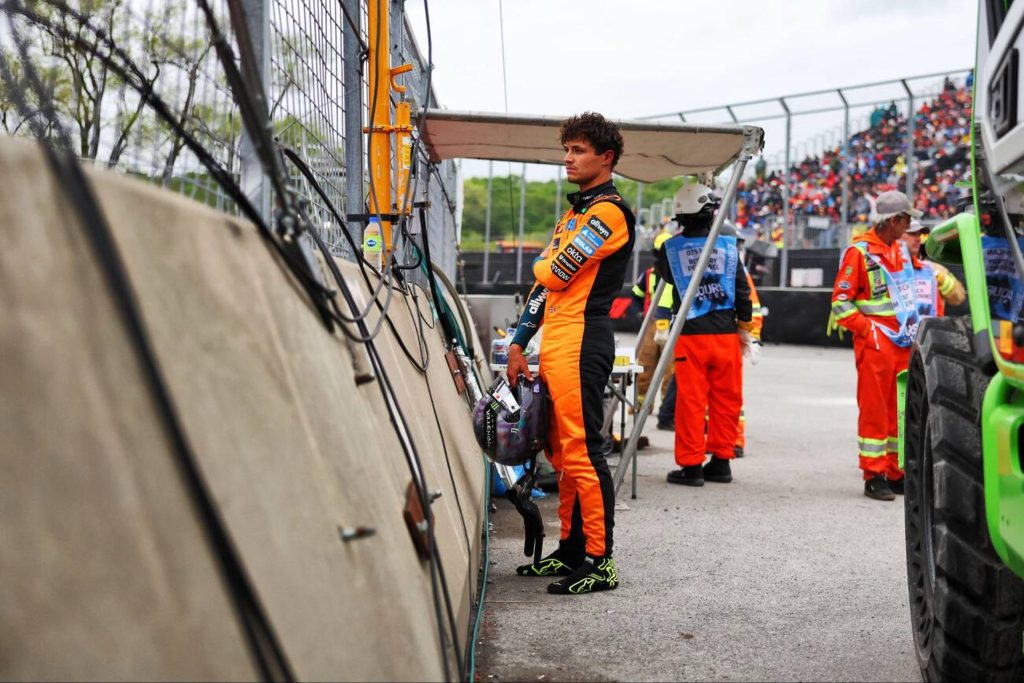 Giornata difficile per la McLaren in Canada che, dopo una strategia sbagliata al via, è terminata con il ritiro di Lando Norris per un problema all'auto.
