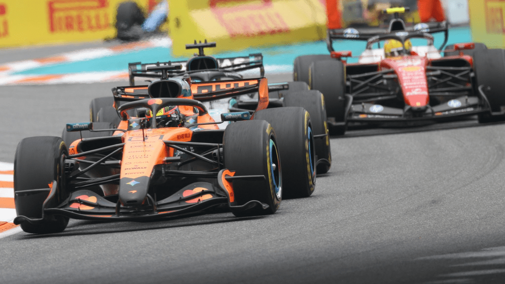 McLaren pronta a "tenere d'occhio" gli aggiornamenti della Red Bull