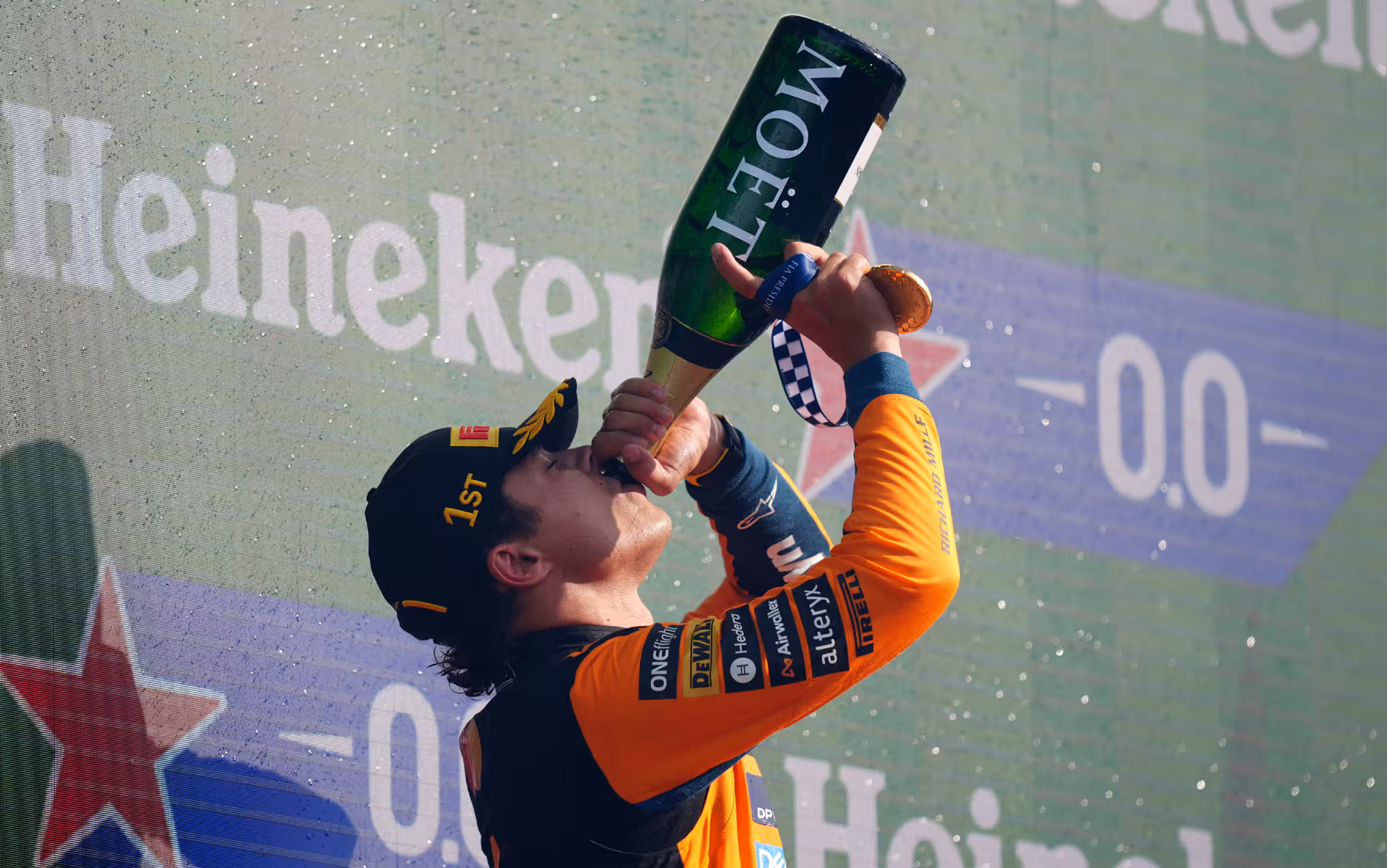 Lando Norris sul podio